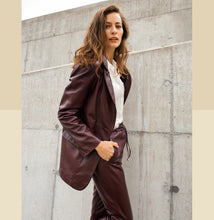 Charger l&#39;image dans la galerie, BRISA Pantalon bordeaux
