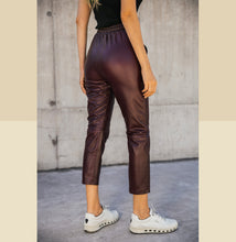 Charger l&#39;image dans la galerie, BRISA Pantalon bordeaux
