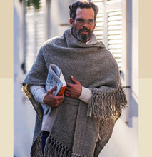 Charger l&#39;image dans la galerie, VIENTO Poncho camel
