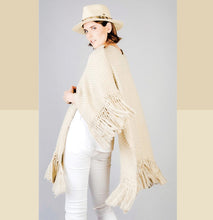 Charger l&#39;image dans la galerie, VIENTO Poncho camel
